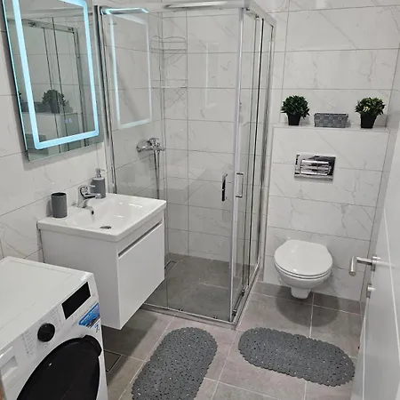 Aleksej Apartamento